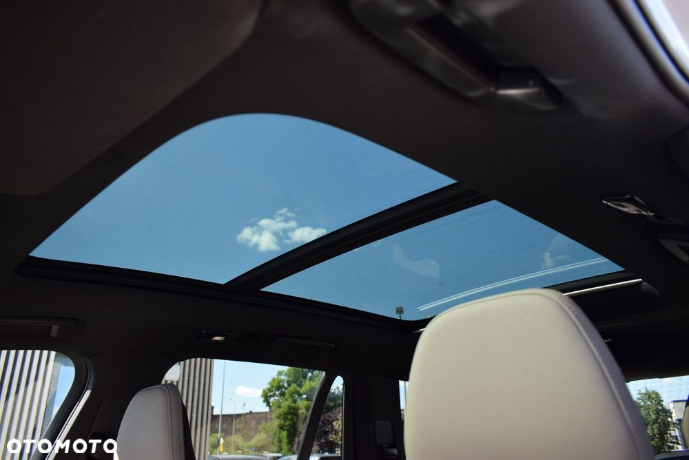 Volvo XC 90 - 22