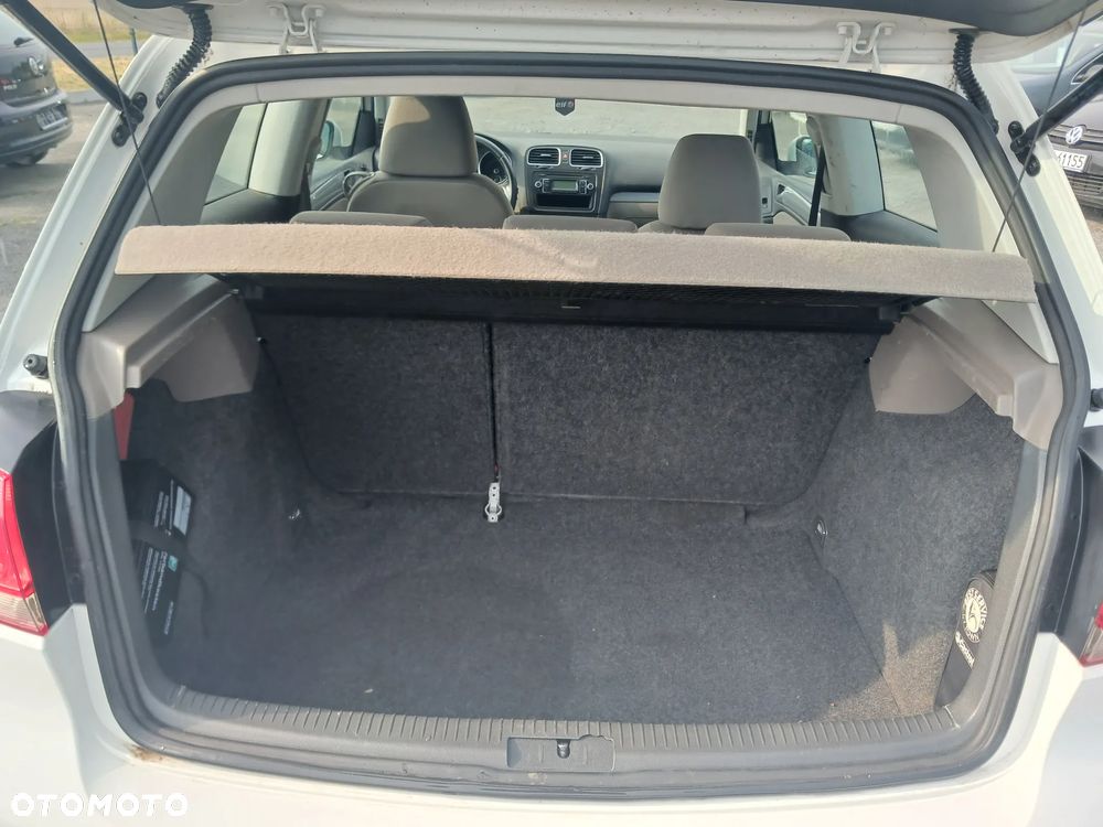 Volkswagen Golf - 5