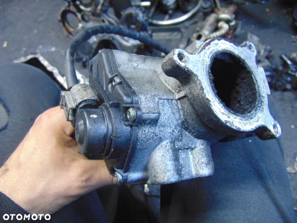 Zawór EGR Master 2 2,5 DCI - 3