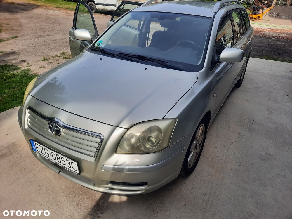 Toyota Avensis 1.8 VVT-i - 8