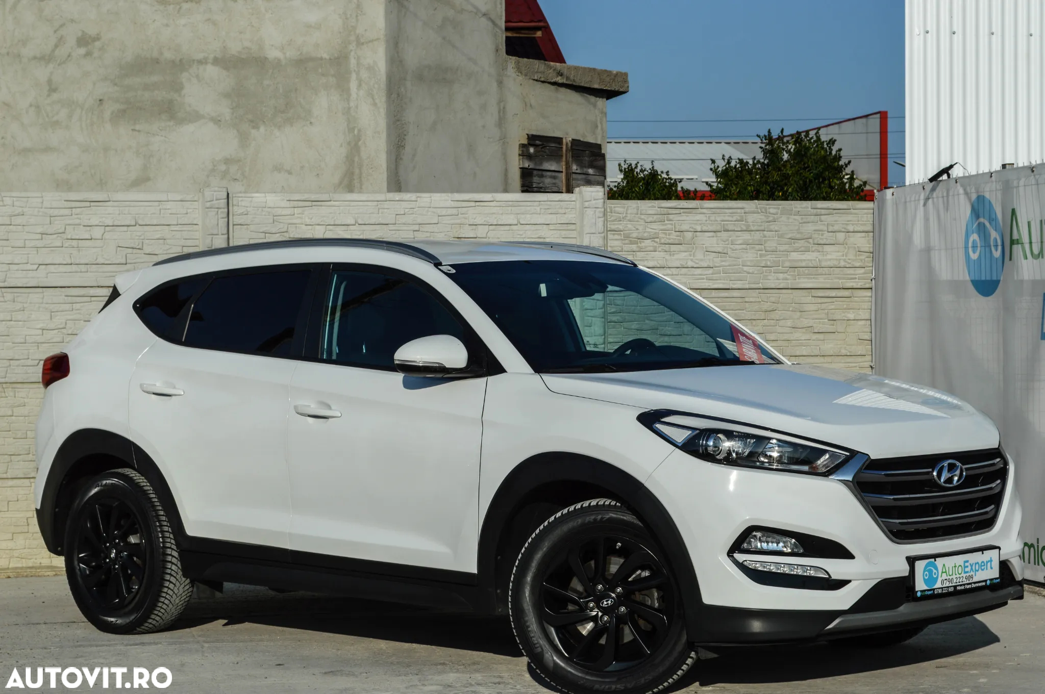 Hyundai Tucson blue 1.7 CRDi 2WD DCT Passion - 11