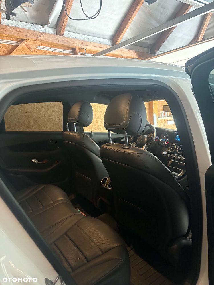Mercedes-Benz GLC 220 d 4-Matic - 9