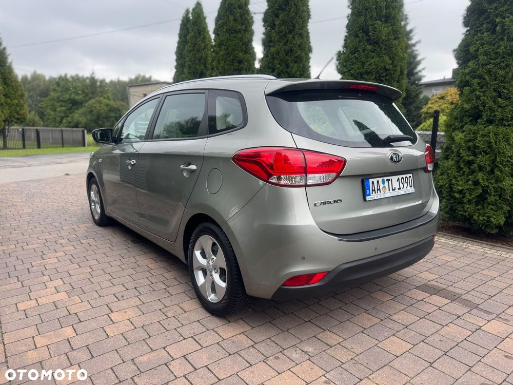 Kia Carens 1.6 GDI Dream Team Edition - 3
