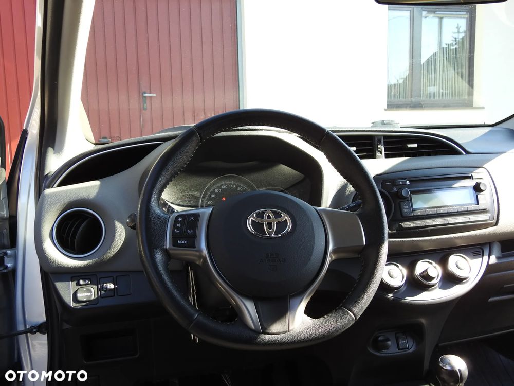 Toyota Yaris 1.0 Active EU6 - 22