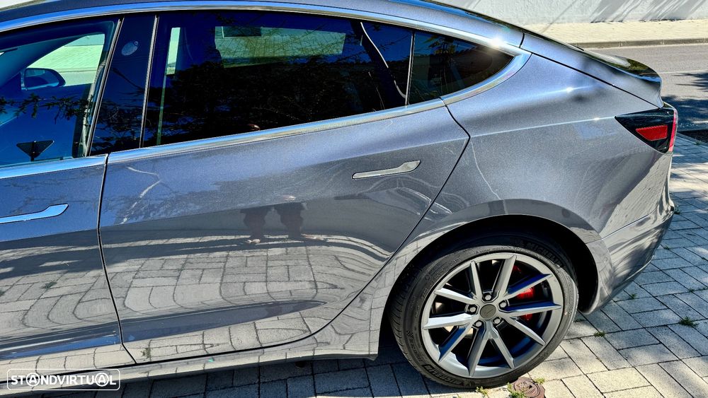 Tesla Model 3 Standard Range Plus RWD - 5