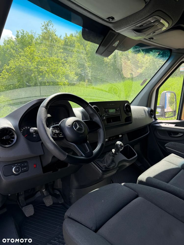 Mercedes-Benz Sprinter 319 CDI - 11
