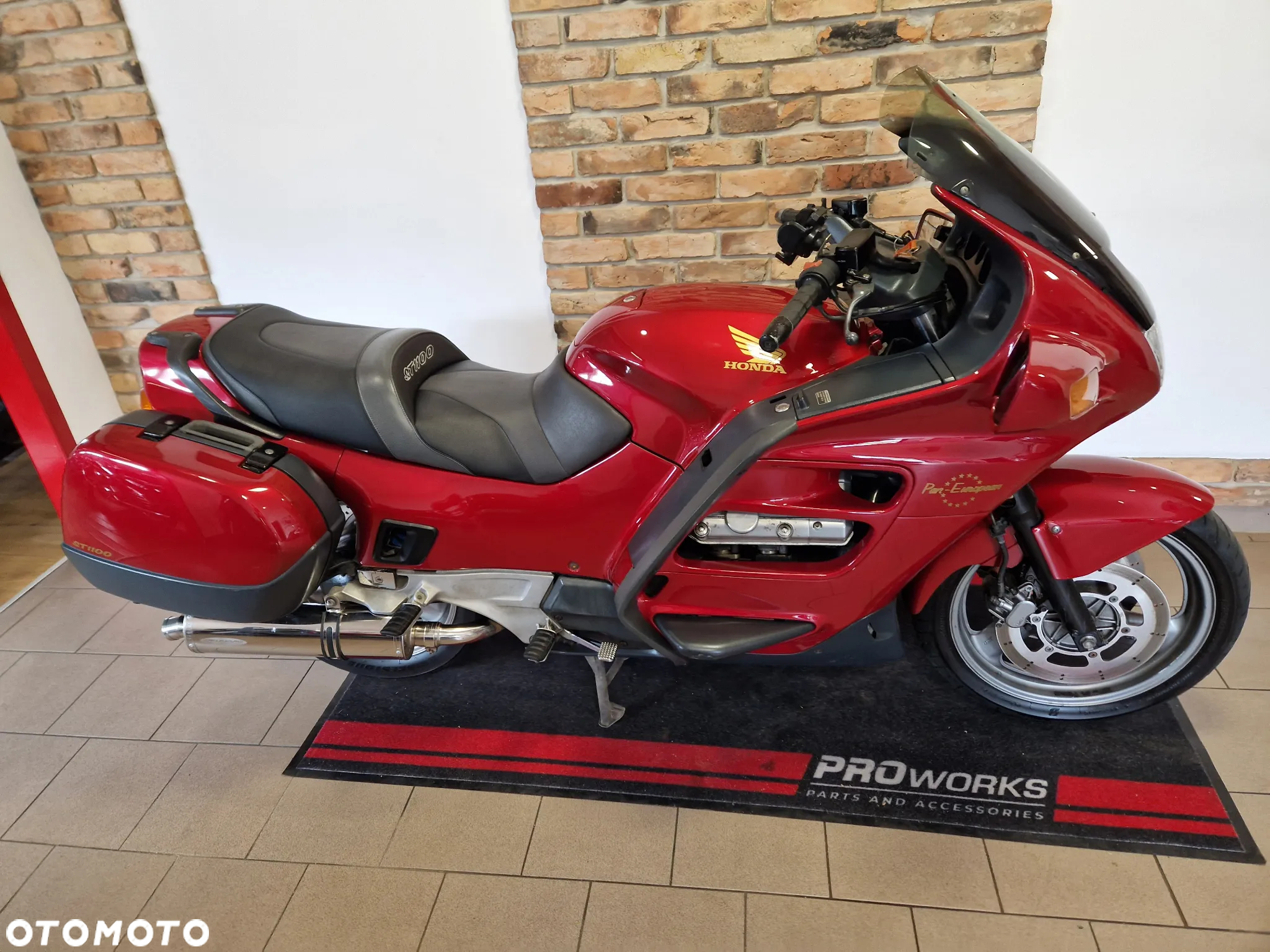 Honda ST - 2