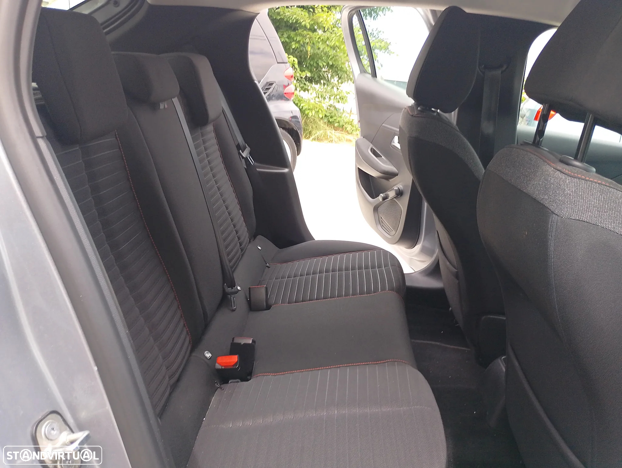 Peugeot 208 1.5 BlueHDi Active Pack - 12