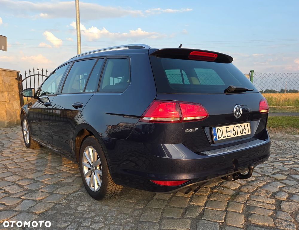 Volkswagen Golf 2.0 TDI BlueMotion Technology Lounge - 3