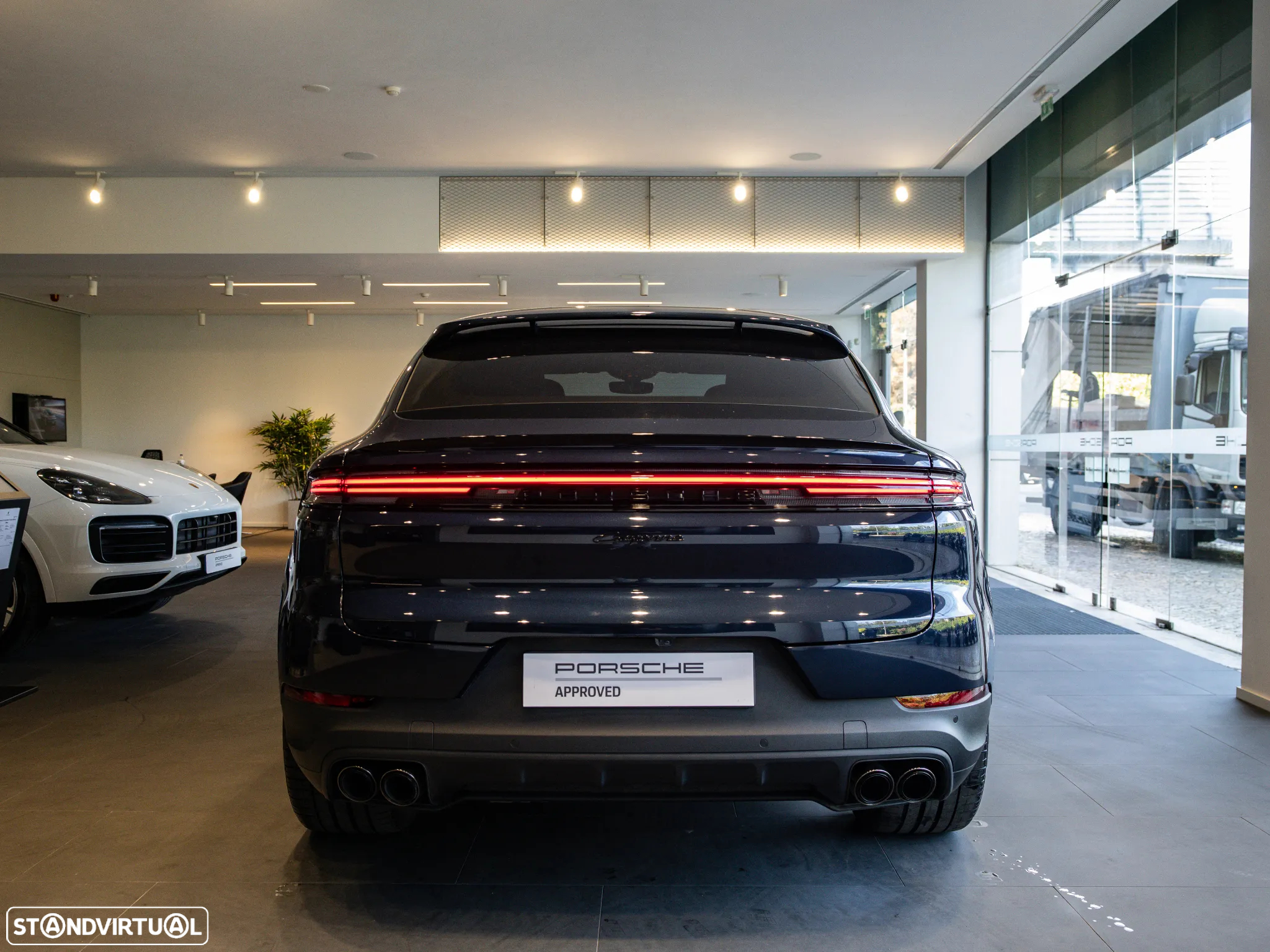 Porsche Cayenne Coupé E-Hybrid - 5