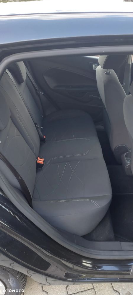 Ford Fiesta - 17