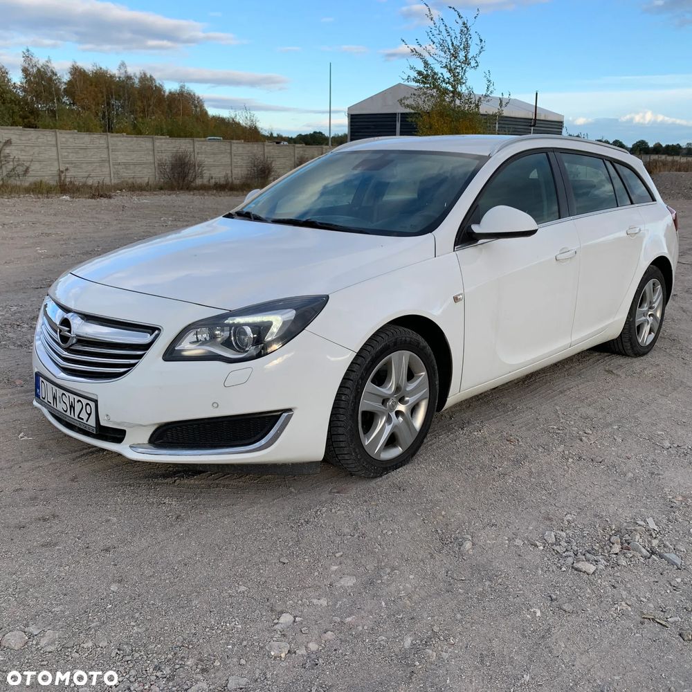 Opel Insignia - 1