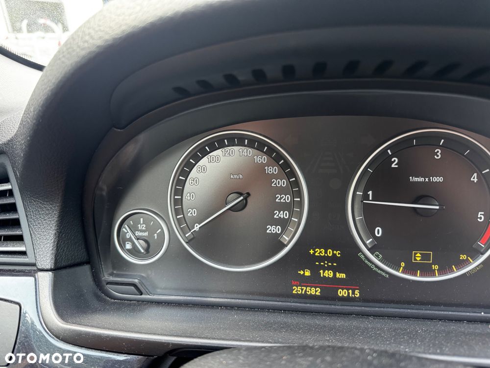BMW Seria 5 520d - 9