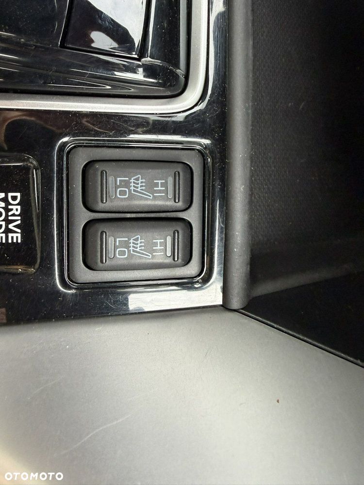 Mitsubishi Eclipse Cross - 34