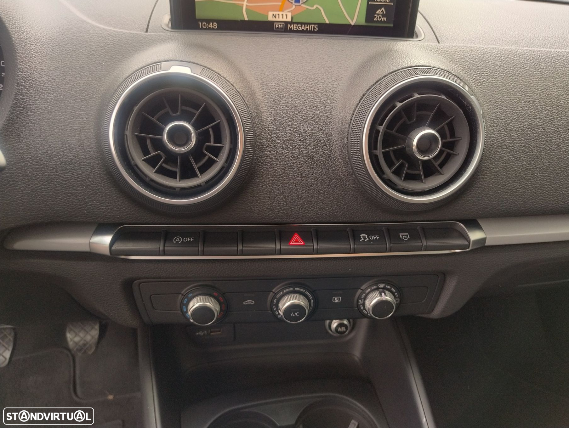 Audi A3 Limousine 30 TDI Design - 24