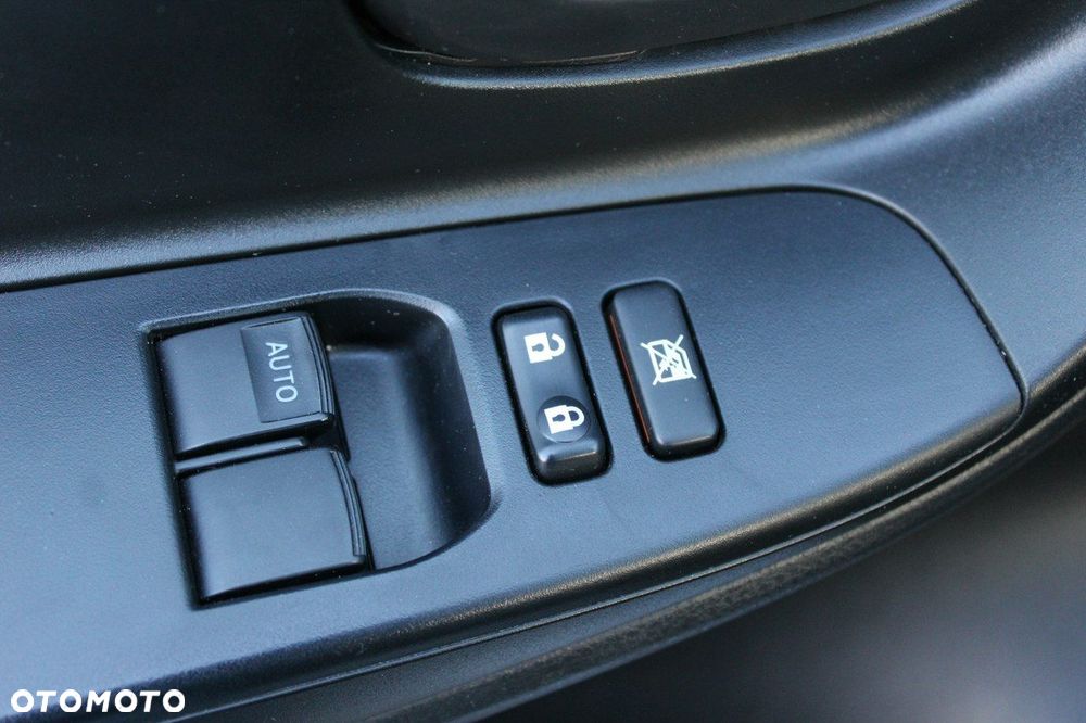 Toyota Yaris - 18