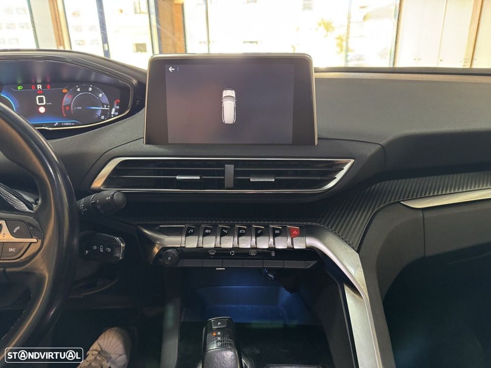 Peugeot 5008 1.5 BlueHDi Allure Pack EAT8 - 20