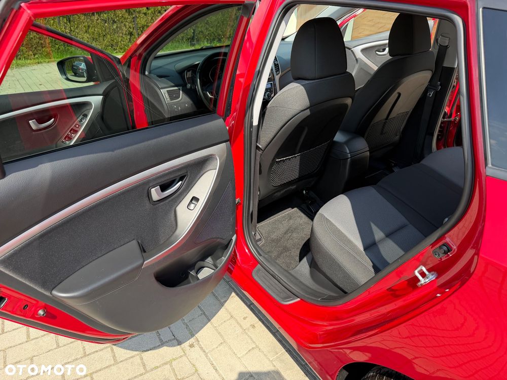 Hyundai i30 1.6 CRDi Comfort - 10