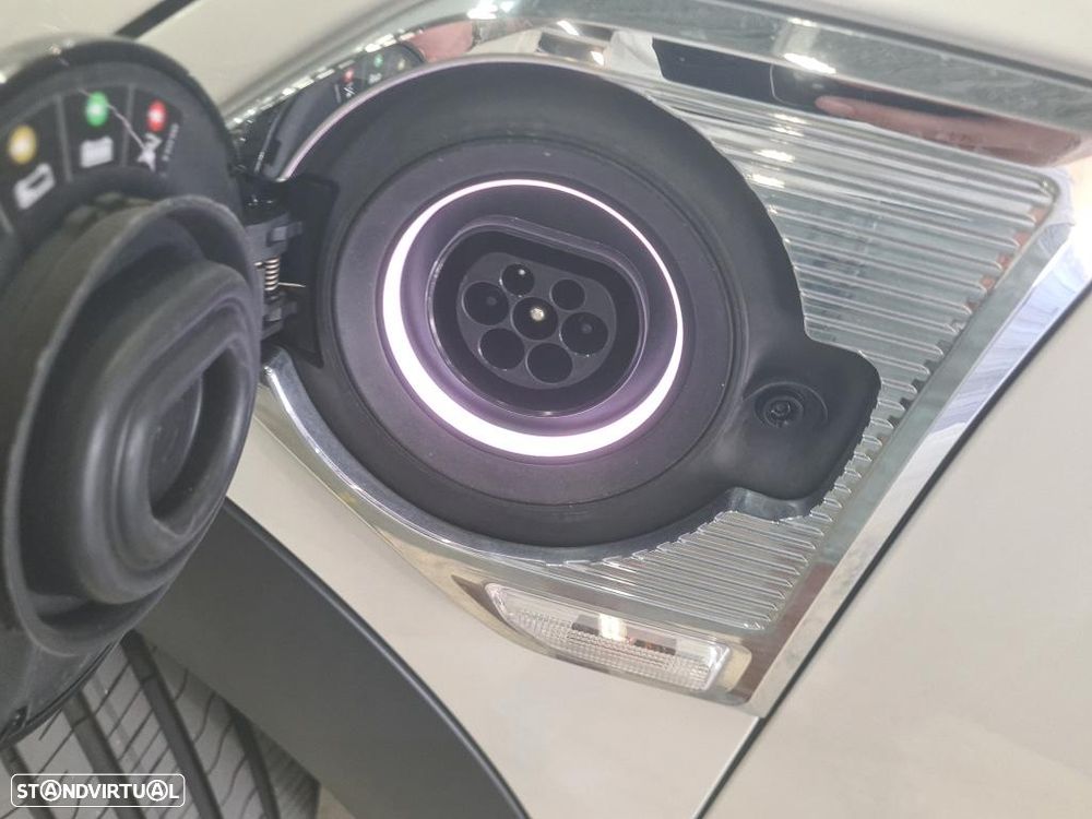 MINI Countryman Cooper SE Premium Essential Auto - 10