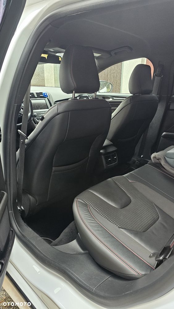 Ford Mondeo 2.0 EcoBlue ST-Line X - 13
