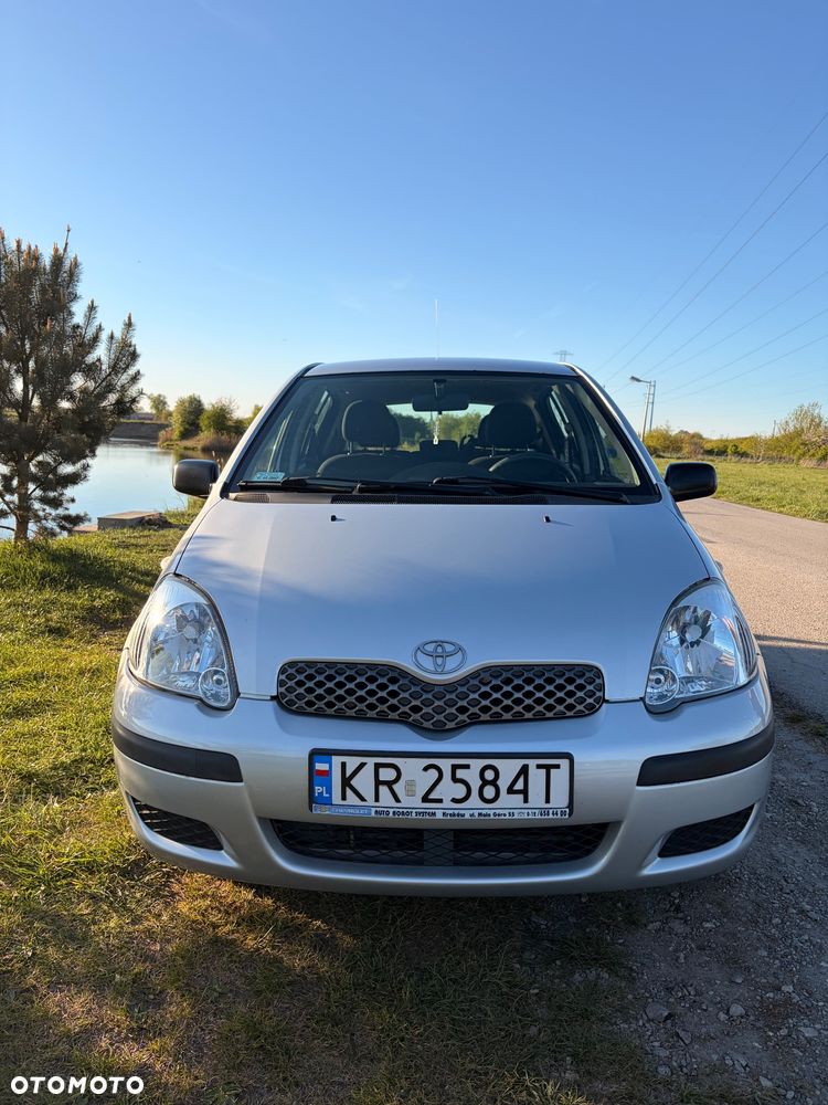 Toyota Yaris 1.0 Terra - 4