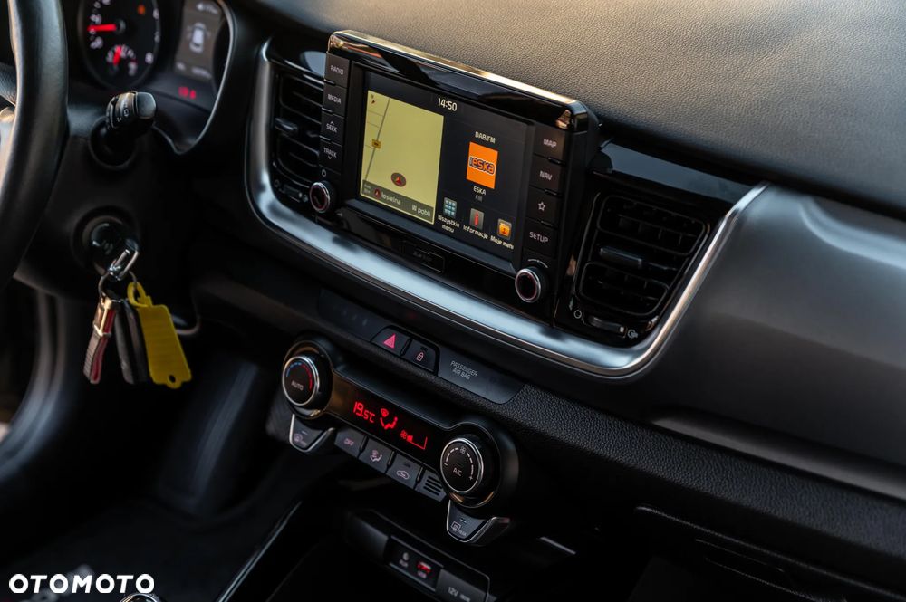 Kia Stonic - 28