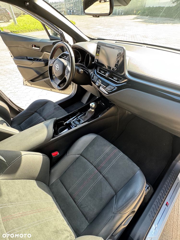 Toyota C-HR 2.0 Hybrid GR Sport - 12