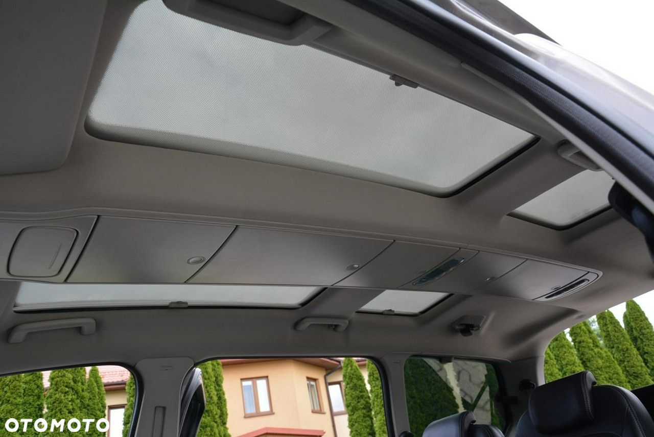 Ford Galaxy 2.0 TDCi Platinium X (Ghia) MPS6 - 33