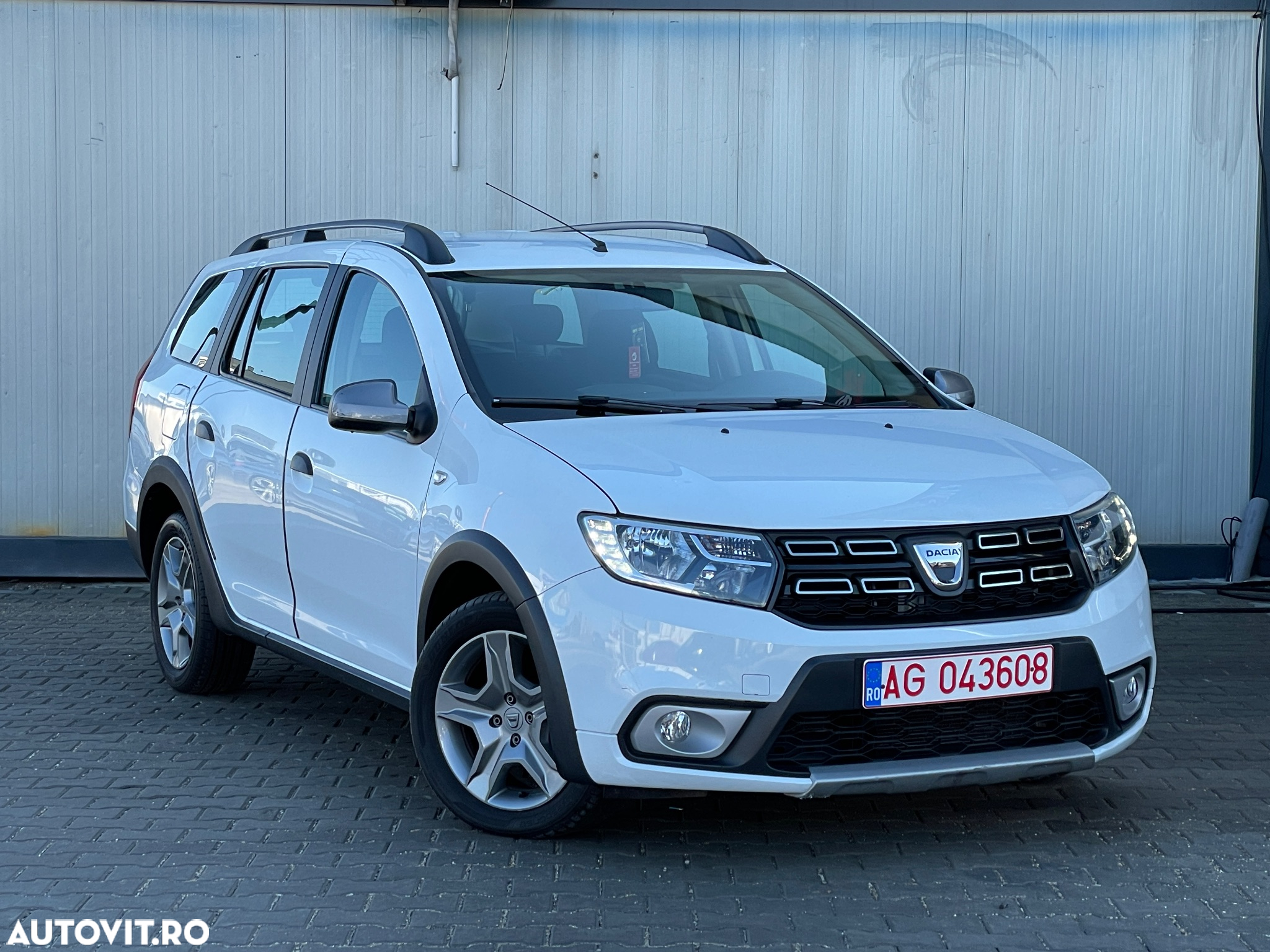 Dacia Logan Stepway MCV 1.5 Blue dCi Prestige - 3