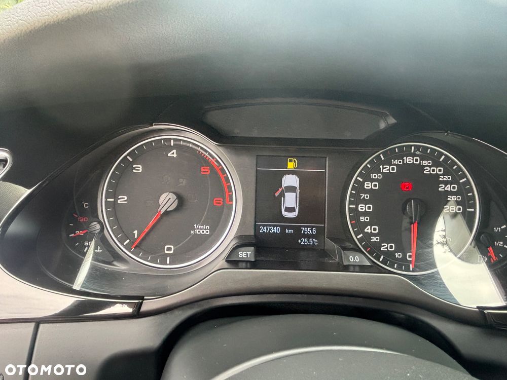 Audi A4 Limousine 2.0 TDI Limited Edition - 10