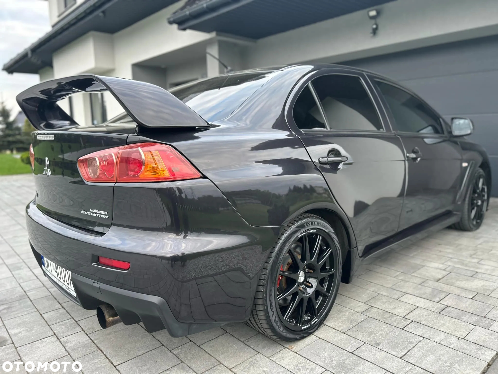 Mitsubishi Lancer Evolution Standard - 2