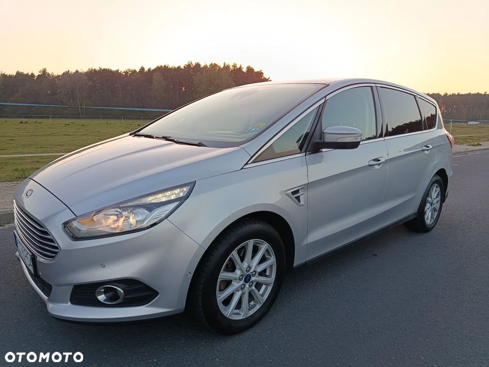 Ford S-Max - 22
