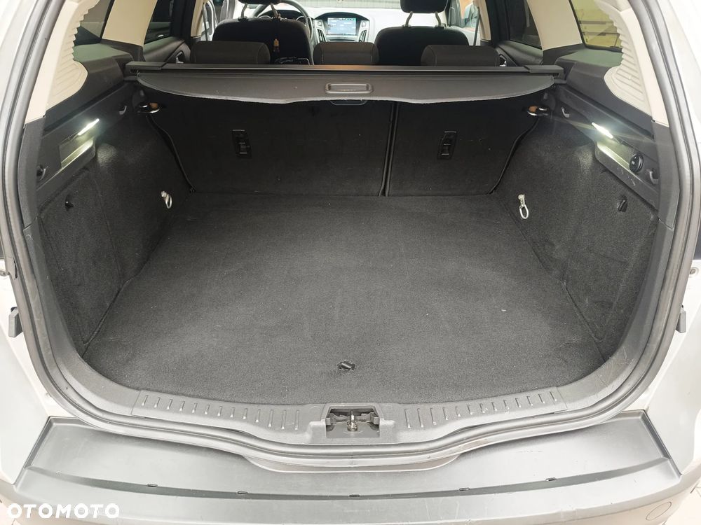 Ford Focus 1.5 TDCi Platinium X PowerShift - 26