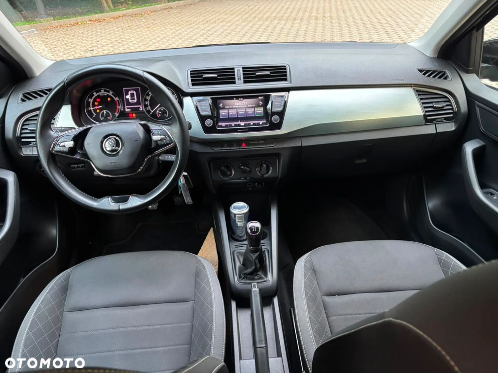 Skoda Fabia - 8