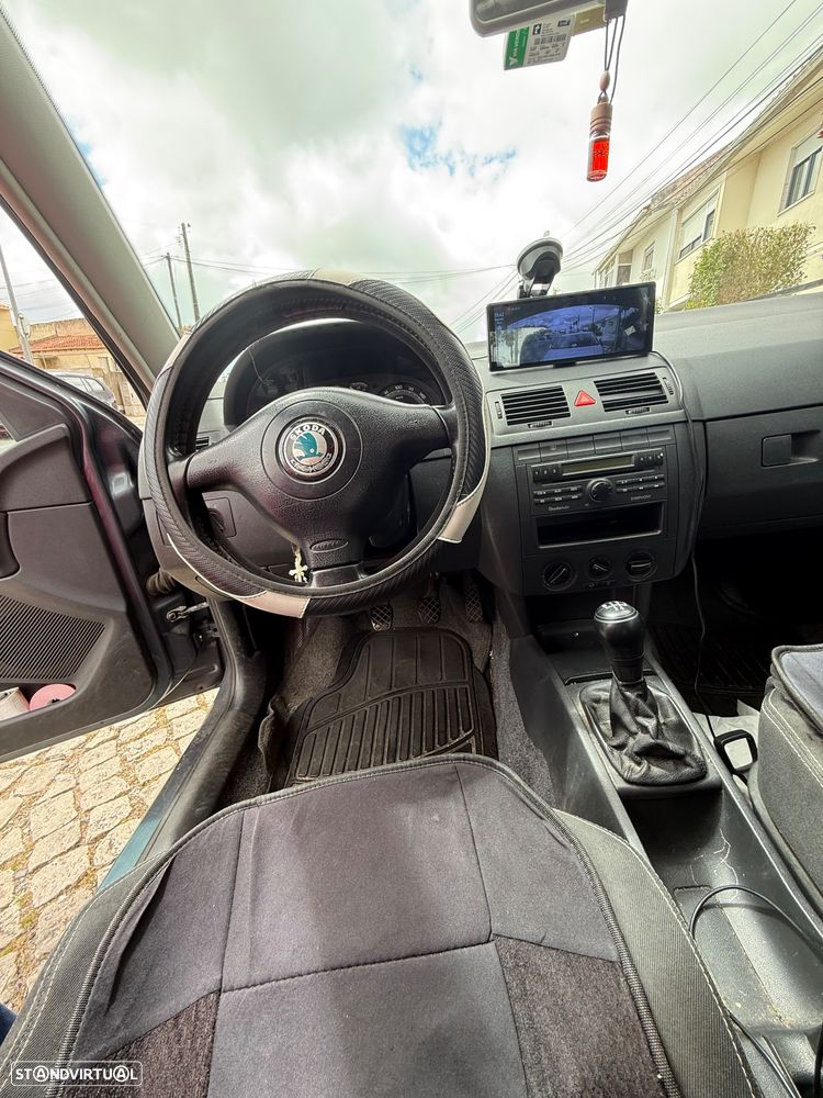 Skoda Fabia Break 1.2 Ambiente - 4