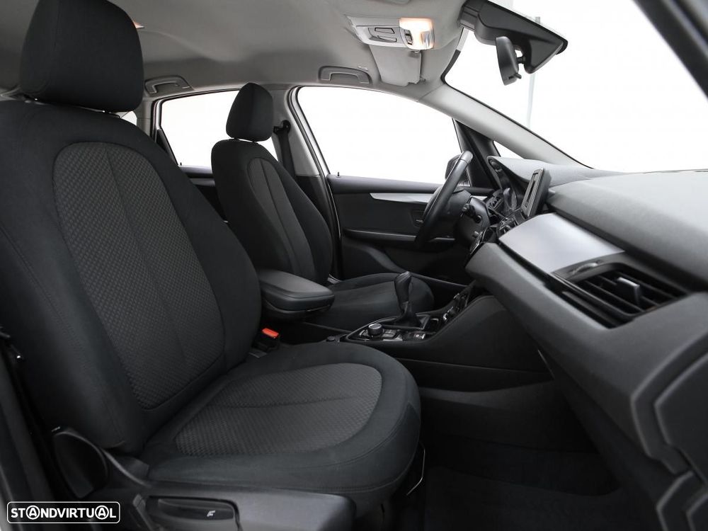 BMW 216 Active Tourer - 12