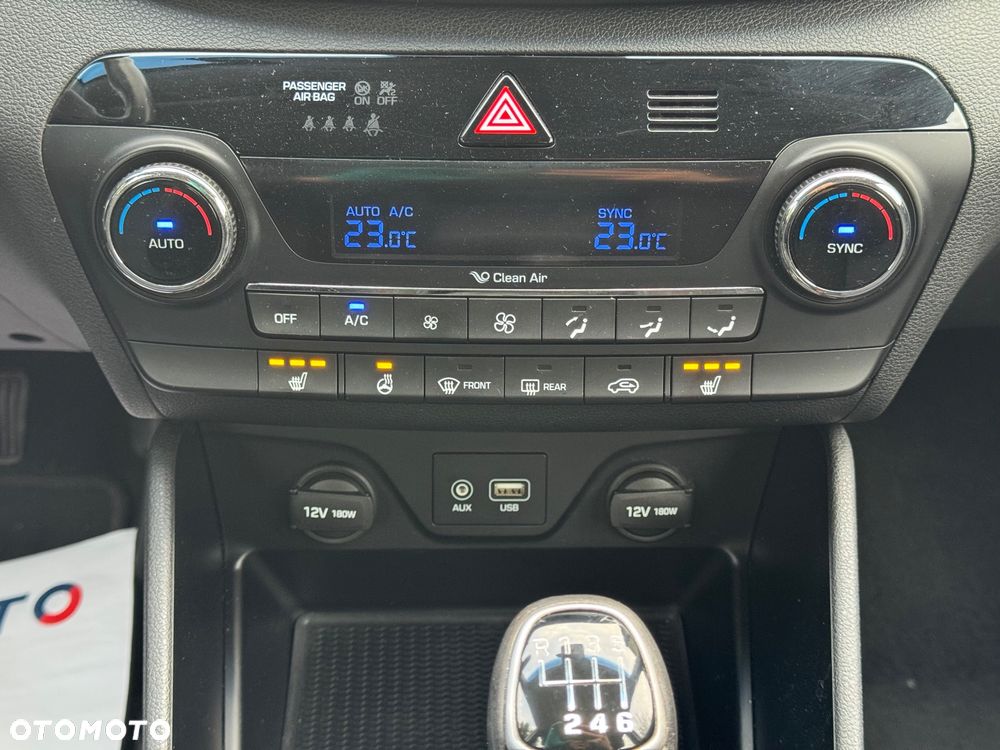 Hyundai Tucson 1.6 GDI BlueDrive Style 2WD - 18