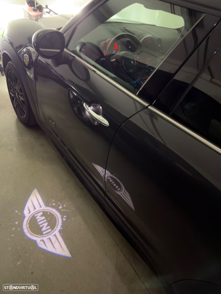 MINI Countryman Cooper SE ALL4 Auto - 28