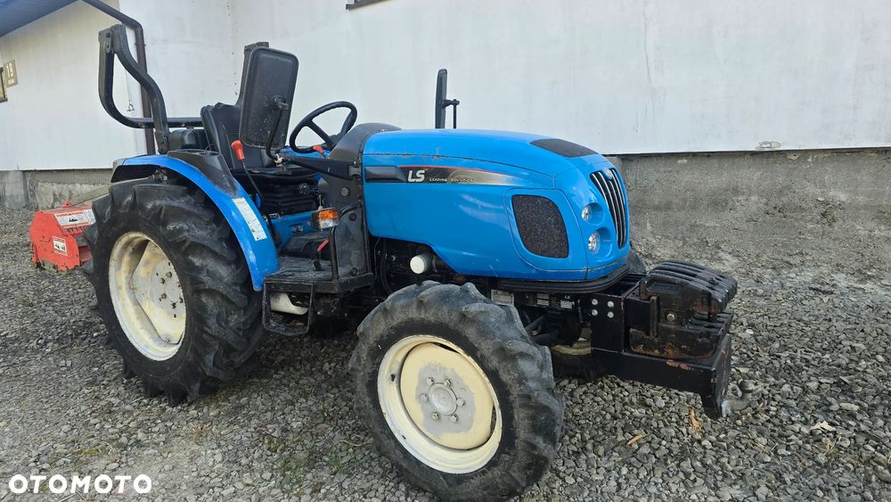 LS Traktor 48km Mtron - 2