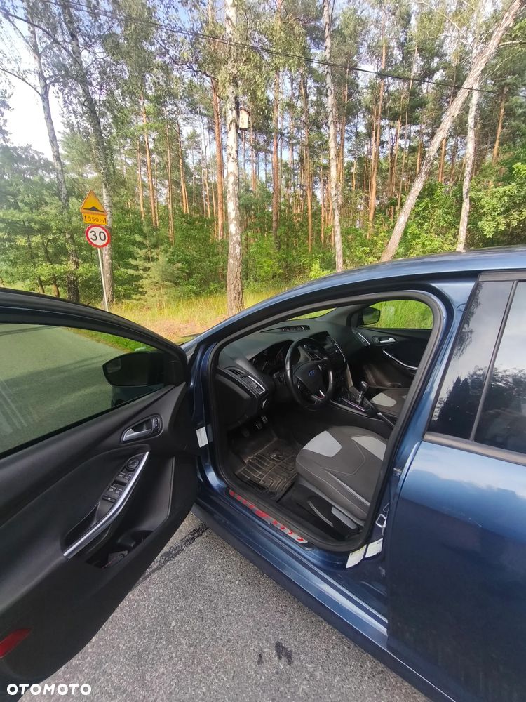 Ford Focus - 10
