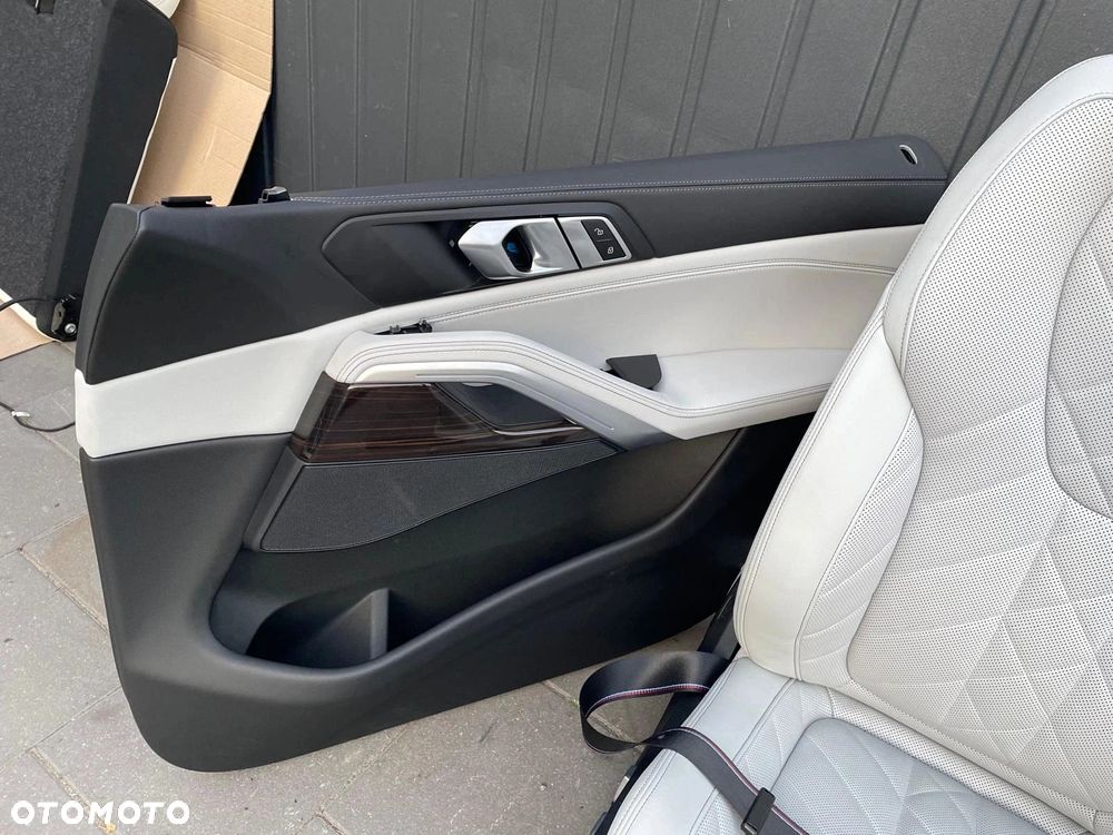 FOTELE TAPICERKA BOCZKI KANAPA TUNEL BMW X6 G06 SENSAFIN SILVERSTONE GRZANE - 6