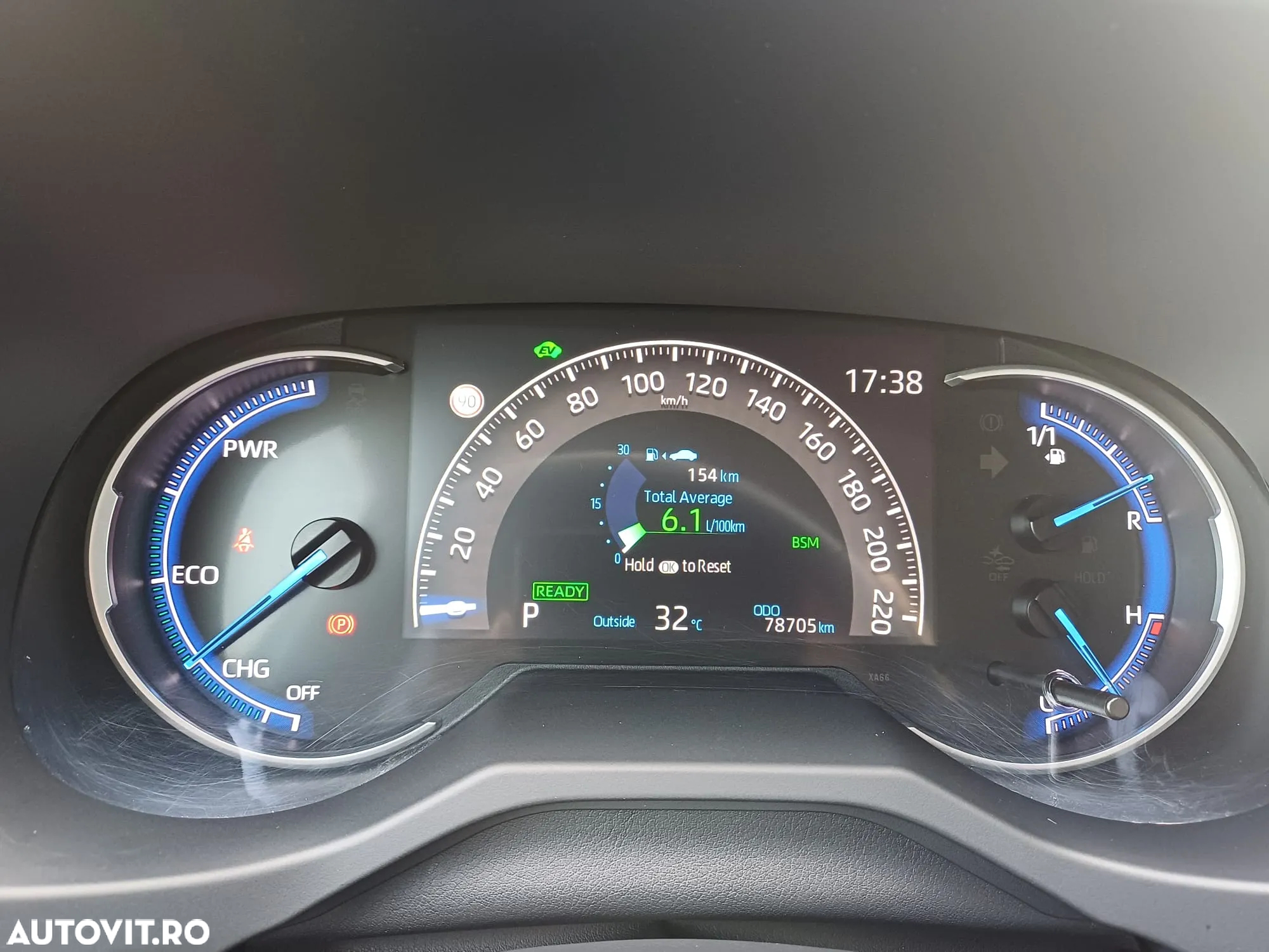 Toyota RAV4 2.5 Hybrid VVT-iE 4x4 Luxury - 17