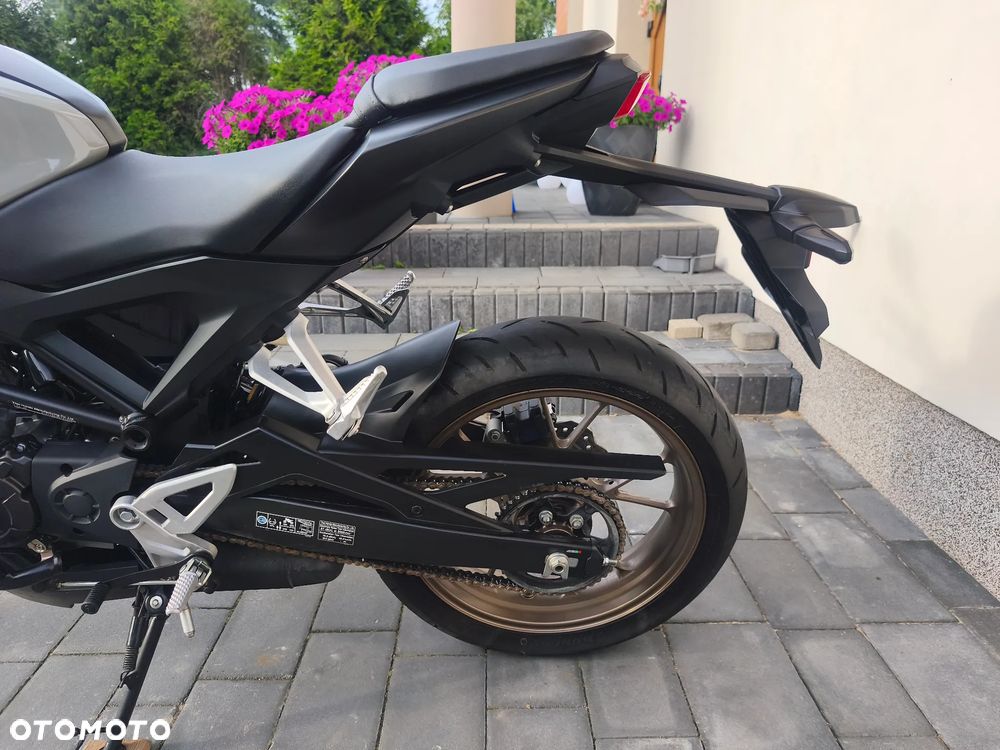 Honda CB - 18