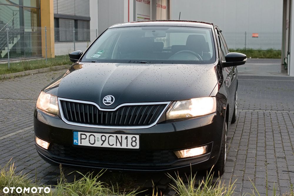 Skoda RAPID 1.6 TDI DPF Ambition - 2