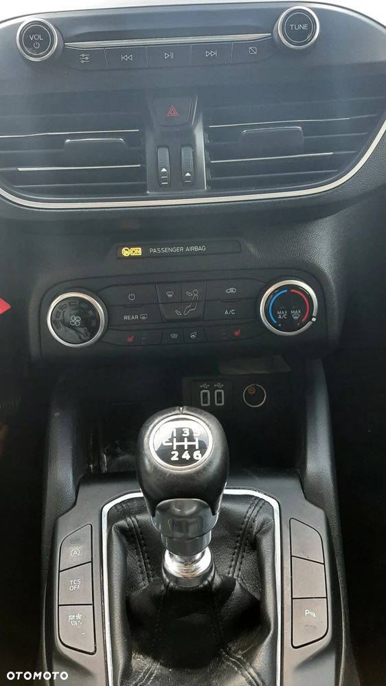 Ford Focus - 16