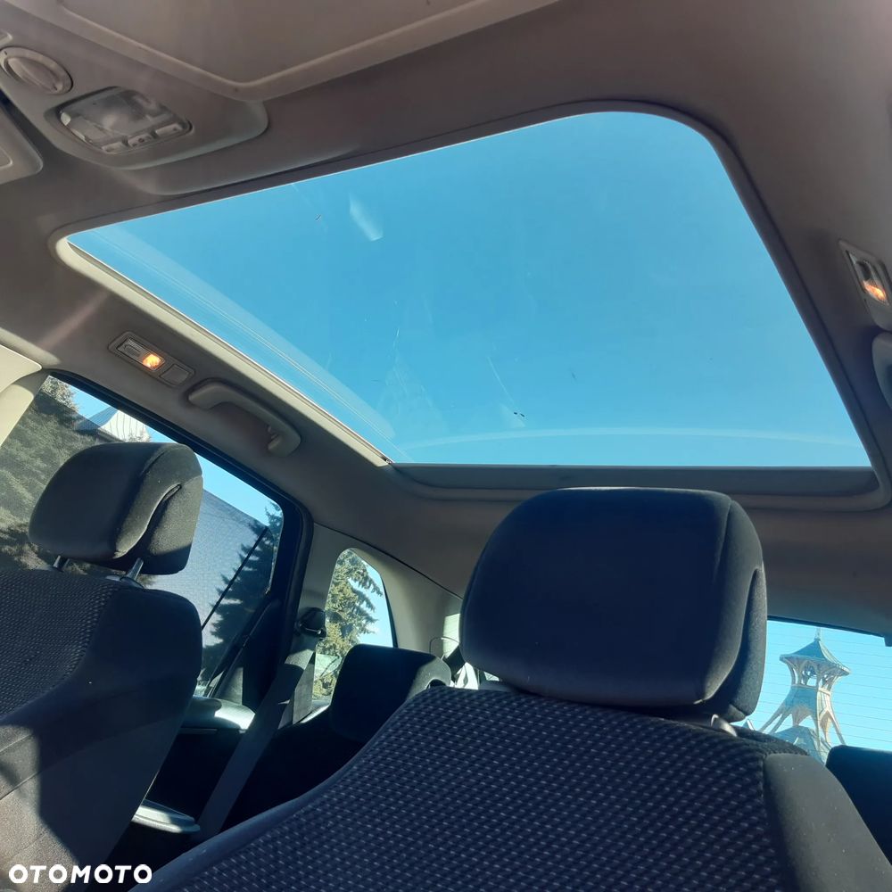 Citroën C4 Picasso - 9