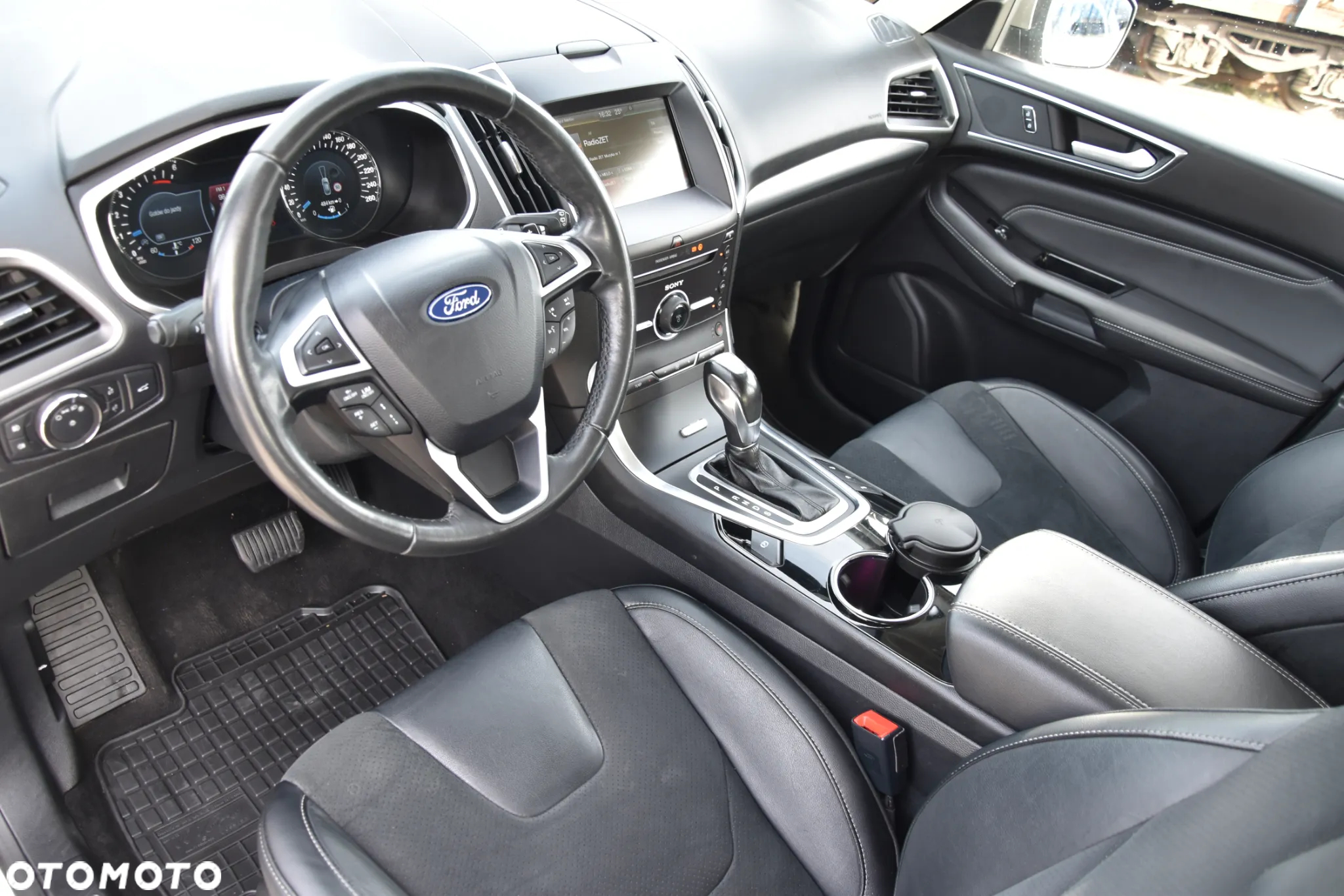 Ford S-Max 2.0 TDCi Bi-Turbo Titanium PowerShift - 12