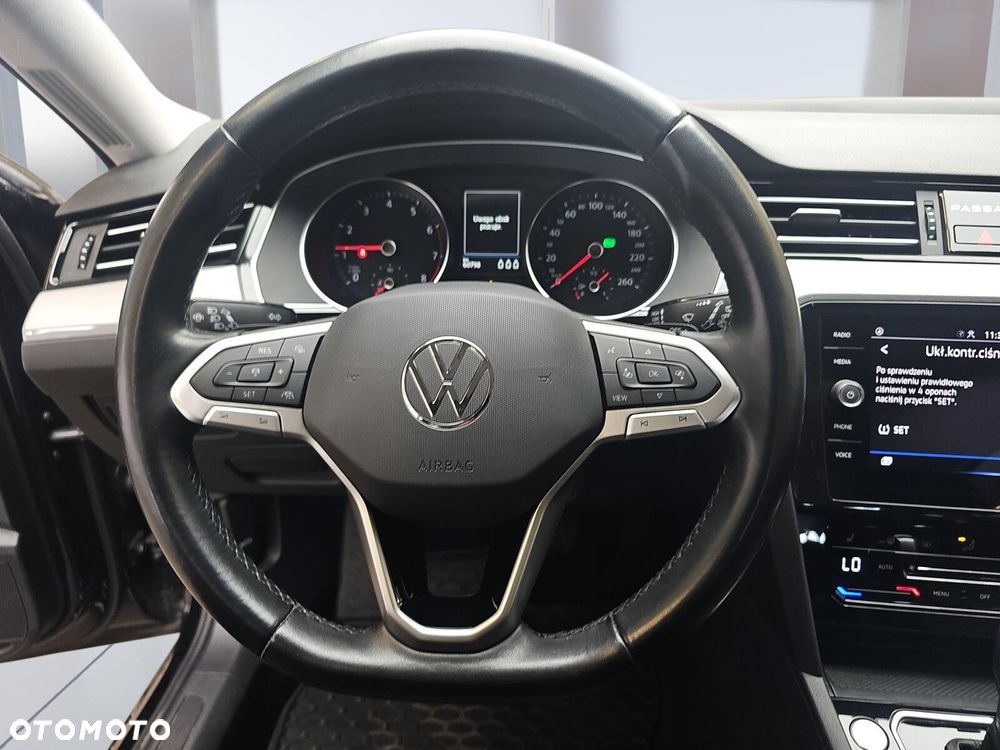Volkswagen Passat Variant 1.5 TSI EVO Business DSG - 13