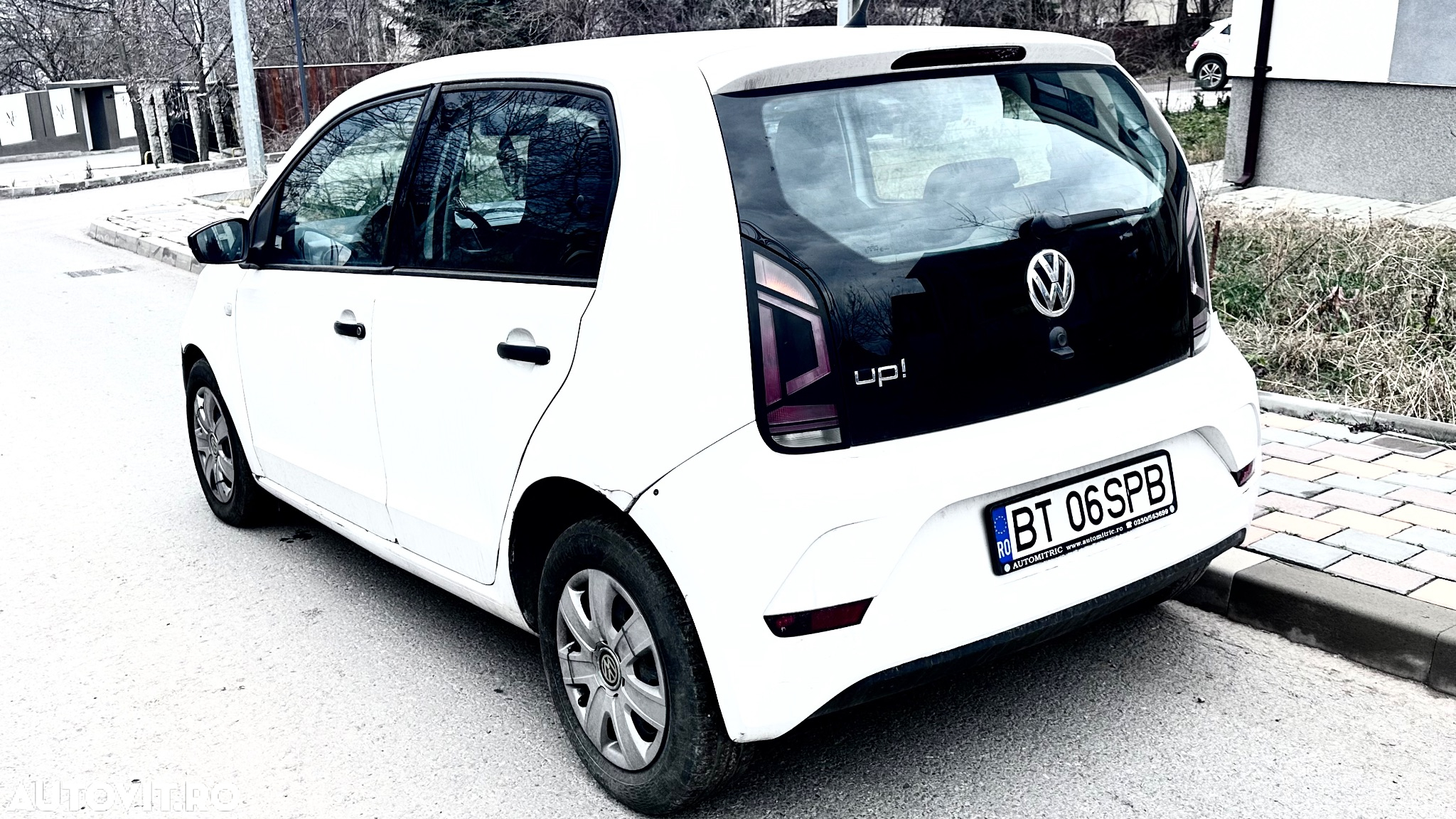 Volkswagen up! 1.0 BMT MPI Take - 3