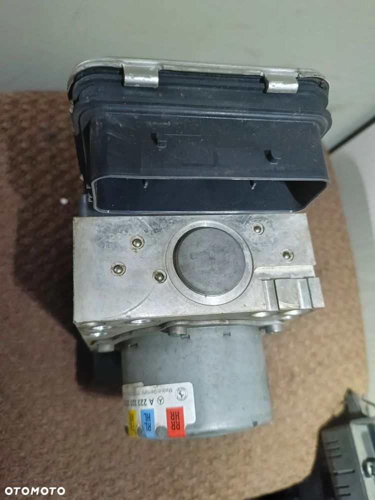 KOMPRESOR ZAWIESZENIA PNEUMATYCZNEGO MERCEDES W223 AIRMATIC A2239014207 - 5